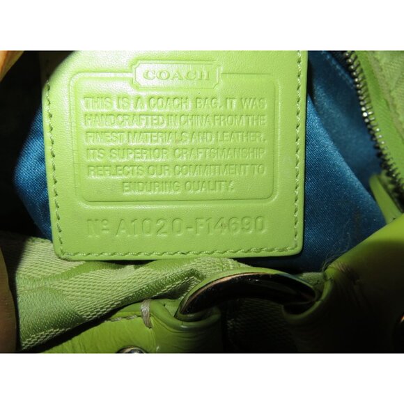 Coach 2010 Lime Green Penelope Signature Canvas Hobo & Matching Leather Wristlet - Picture 7 of 14